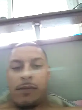 Snapshot of emrehliug12 chatting on October 30, 2025, 4:52 pm emrehliug12 online show from October 30, 2025, 4:52 pm