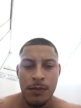 Snapshot of emrehliug12 chatting on March 28, 2026, 5:23 pm emrehliug12 online show from March 28, 2026, 5:23 pm