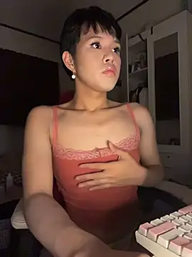 Snapshot of Plaxtique chatting on January 8, 2026, 9:28 pm Plaxtique online show from January 8, 2026, 9:28 pm