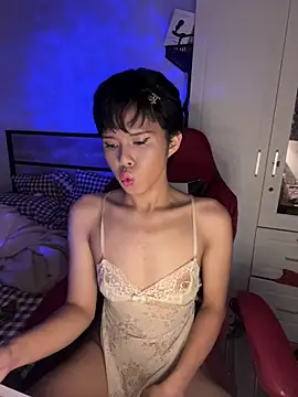 Snapshot of Plaxtique chatting on February 6, 2026, 6:22 pm Plaxtique online show from February 6, 2026, 6:22 pm