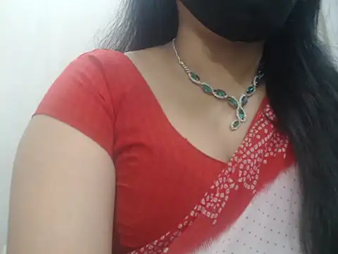 Snapshot of Lovely_Siri_23 chatting on August 2, 2026, 5:22 pm Lovely Siri 23 online show from August 2, 2026, 5:22 pm