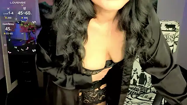 Snapshot of Sofia_Ford chatting on April 1, 2026, 1:52 pm Sofia Ford online show from April 1, 2026, 1:52 pm