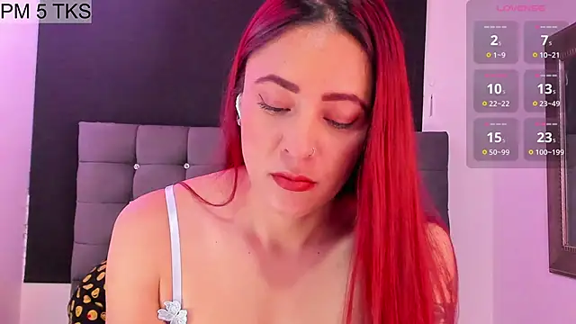Snapshot of sweet__samy chatting on February 24, 2025, 3:33 am sweet  samy online show from February 24, 2025, 3:33 am