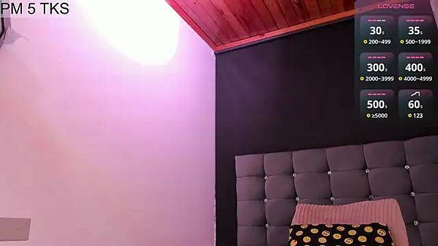 Snapshot of sweet__samy chatting on March 10, 2025, 6:49 am sweet  samy online show from March 10, 2025, 6:49 am