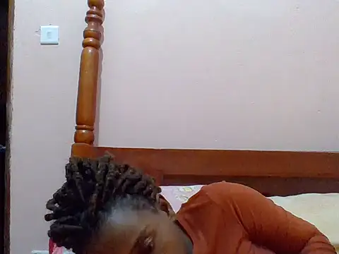 sweetbabra1 online show from June 7, 2026, 8:51 am