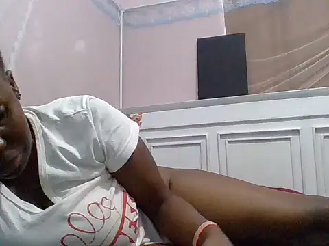 sweet-fancy online show from July 15, 2026, 11:26 am