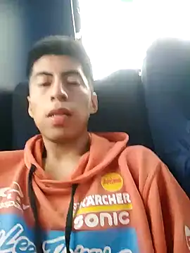 Alexander9827 online show from January 9, 2025, 10:52 pm