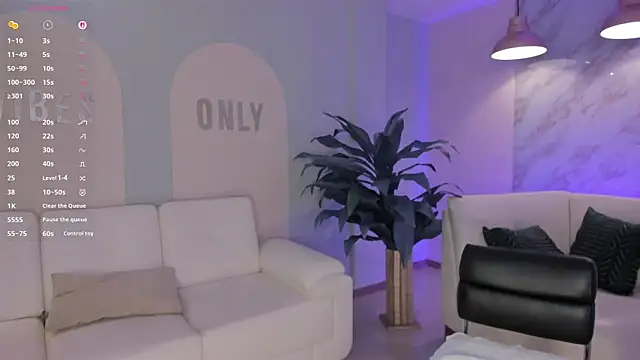 LizzHamilton   online show from March 24, 2026, 8:25 pm