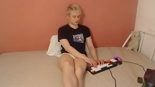 Oliver sweet  online show from March 13, 2026, 12:50 am