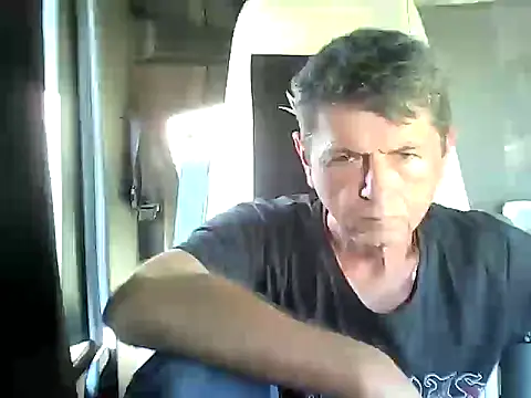 Snapshot of czarek888 chatting on October 2, 2025, 2:13 pm czarek888 online show from October 2, 2025, 2:13 pm