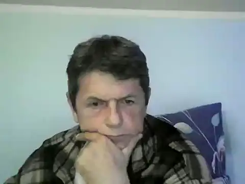 Snapshot of czarek888 chatting on October 16, 2025, 6:53 pm czarek888 online show from October 16, 2025, 6:53 pm