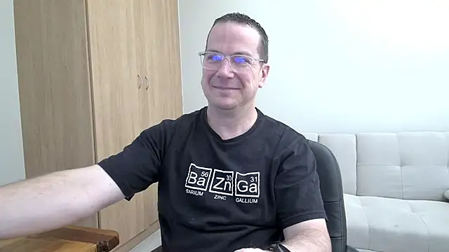 BrettJ81 online show from December 23, 2025, 10:57 am