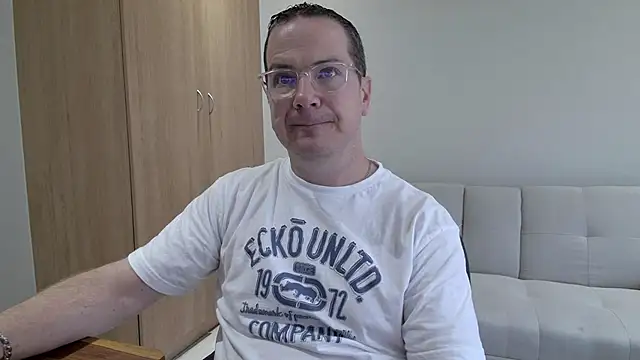 BrettJ81 online show from January 7, 2026, 12:07 pm