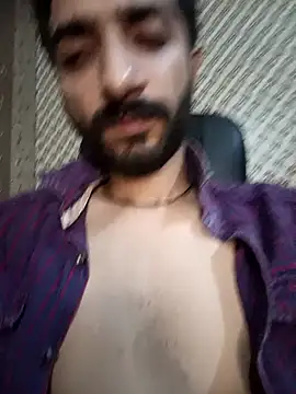 Snapshot of BrownBoy69666 chatting on October 26, 2025, 4:29 am BrownBoy69666 online show from October 26, 2025, 4:29 am