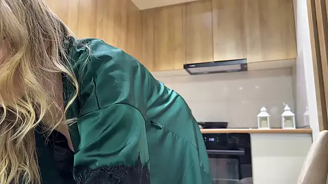 mommy nadin online show from February 21, 2026, 5:14 pm