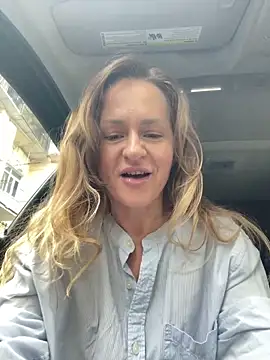 mommy nadin online show from March 5, 2026, 6:31 am