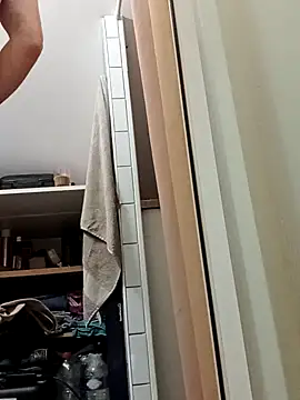 Snapshot of JOHANNA9MOI02 chatting on September 12, 2025, 8:42 pm JOHANNA9MOI02 online show from September 12, 2025, 8:42 pm