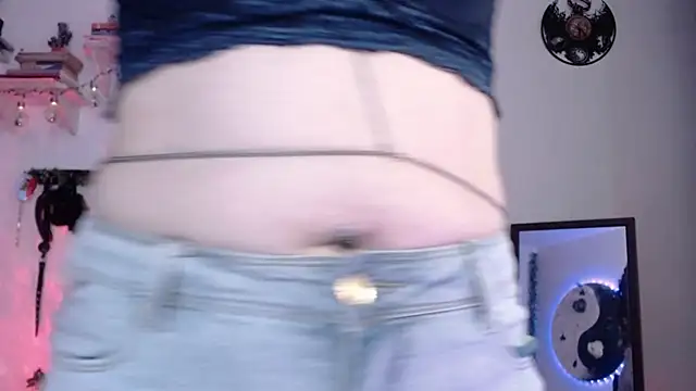 Eve Blue77 online show from October 17, 2025, 5:54 am