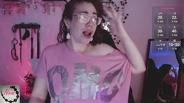 Snapshot of Eve_Blue77 chatting on March 10, 2026, 3:00 am Eve Blue77 online show from March 10, 2026, 3:00 am