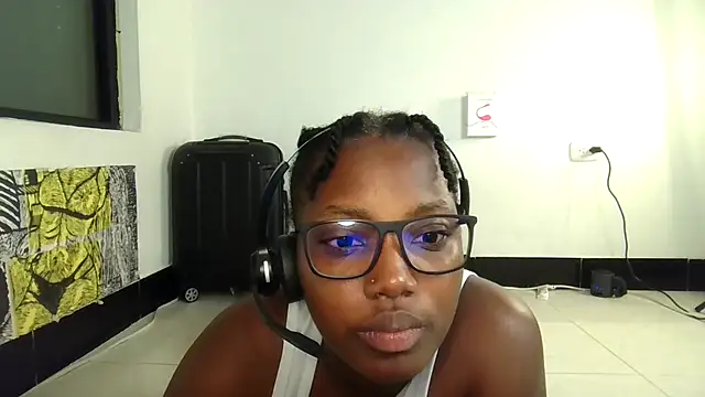 Ashaichious online show from November 6, 2025, 11:04 pm