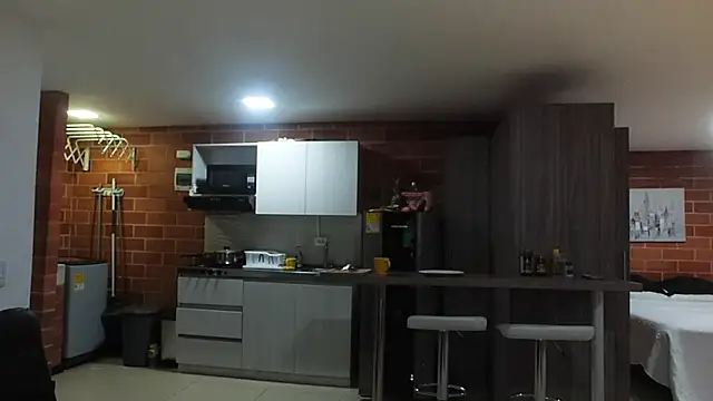 warrenkener online show from February 19, 2026, 11:01 pm