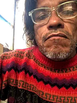 Snapshot of kvr27 chatting on October 6, 2025, 12:13 pm kvr27 online show from October 6, 2025, 12:13 pm