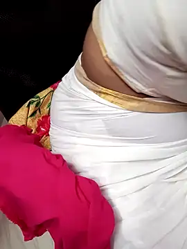 Snapshot of Tamil_Rathi chatting on February 4, 2025, 11:27 pm Tamil Rathi online show from February 4, 2025, 11:27 pm