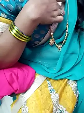 Snapshot of Tamil_Rathi chatting on February 14, 2025, 9:43 pm Tamil Rathi online show from February 14, 2025, 9:43 pm