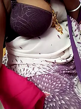 Snapshot of Tamil_Rathi chatting on February 16, 2025, 7:38 pm Tamil Rathi online show from February 16, 2025, 7:38 pm