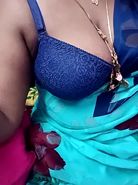 Snapshot of Tamil_Rathi chatting on March 3, 2025, 4:14 pm Tamil Rathi online show from March 3, 2025, 4:14 pm