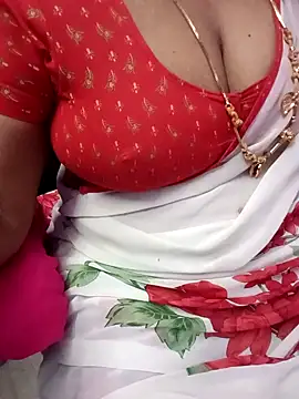 Snapshot of Tamil_Rathi chatting on March 9, 2025, 5:17 pm Tamil Rathi online show from March 9, 2025, 5:17 pm