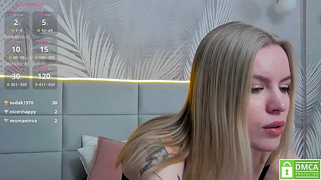 AmaliaBell online show from December 10, 2024, 4:49 pm