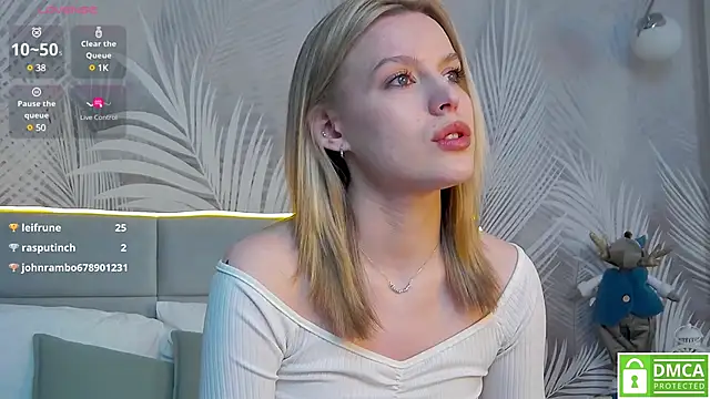 AmaliaBell online show from December 22, 2024, 4:59 pm