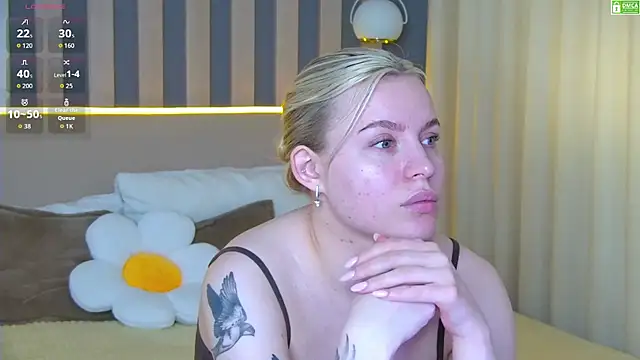 Snapshot of AmaliaBell chatting on July 8, 2026, 1:15 pm AmaliaBell online show from July 8, 2026, 1:15 pm