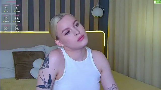 Snapshot of AmaliaBell chatting on July 12, 2026, 1:13 pm AmaliaBell online show from July 12, 2026, 1:13 pm