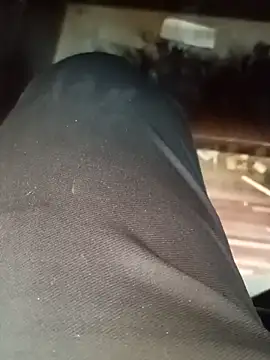 u wan me online show from March 8, 2025, 6:32 am