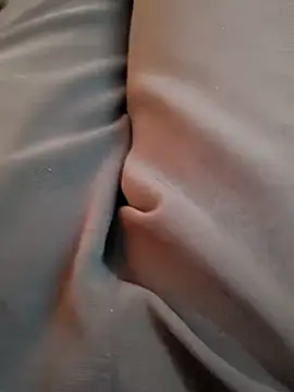 u wan me online show from October 31, 2025, 10:49 am