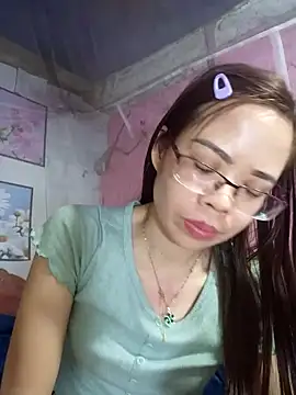   Mai-love19   online show from January 24, 2025, 1:25 pm
