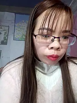   Mai-love19   online show from February 6, 2025, 8:50 am