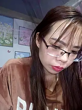   Mai-love19   online show from February 20, 2025, 6:50 am