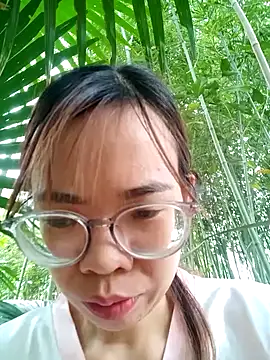   Mai-love19   online show from May 1, 2026, 2:49 am