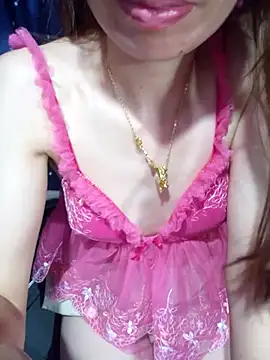   Mai-love19   online show from May 10, 2026, 1:27 pm
