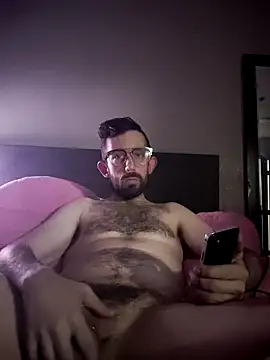 Snapshot of afTerparTycloudz chatting on January 25, 2025, 1:10 am afTerparTycloudz online show from January 25, 2025, 1:10 am