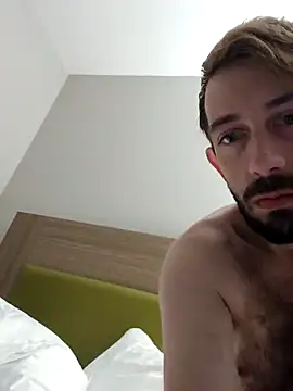 Snapshot of afTerparTycloudz chatting on October 16, 2025, 2:56 am afTerparTycloudz online show from October 16, 2025, 2:56 am