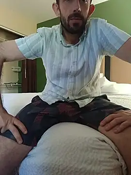 Snapshot of afTerparTycloudz chatting on October 24, 2025, 7:43 pm afTerparTycloudz online show from October 24, 2025, 7:43 pm