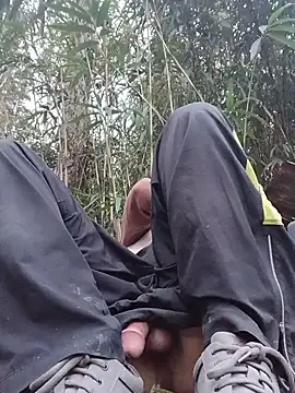 Snapshot of afTerparTycloudz chatting on February 14, 2026, 11:01 pm afTerparTycloudz online show from February 14, 2026, 11:01 pm