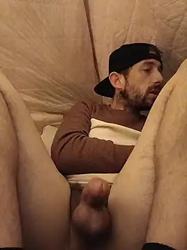 Snapshot of afTerparTycloudz chatting on February 15, 2026, 7:51 am afTerparTycloudz online show from February 15, 2026, 7:51 am