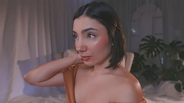 Snapshot of AmyArmstrong chatting on June 2, 2026, 9:50 pm AmyArmstrong online show from June 2, 2026, 9:50 pm