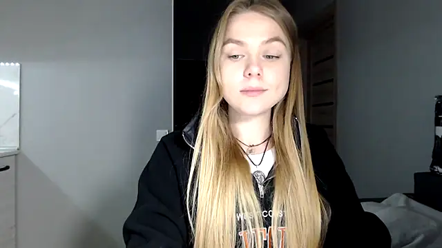 Snapshot of Sunbeam_ chatting on February 15, 2026, 6:59 pm Sunbeam online show from February 15, 2026, 6:59 pm