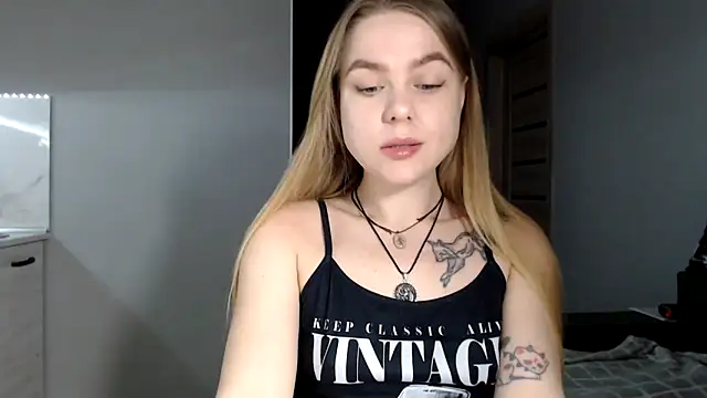 Snapshot of Sunbeam_ chatting on March 12, 2026, 8:26 pm Sunbeam online show from March 12, 2026, 8:26 pm